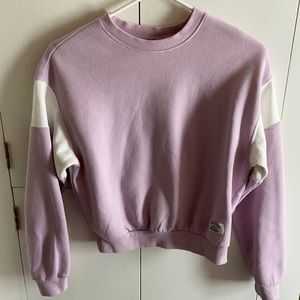Cropped purple sweatshirt